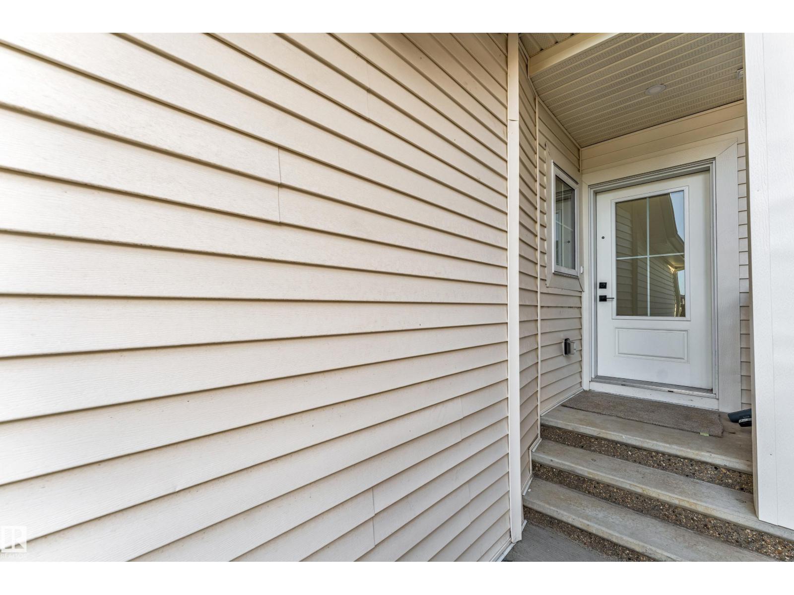 Photo 4 of 4731 168 Av Nw, Edmonton AB