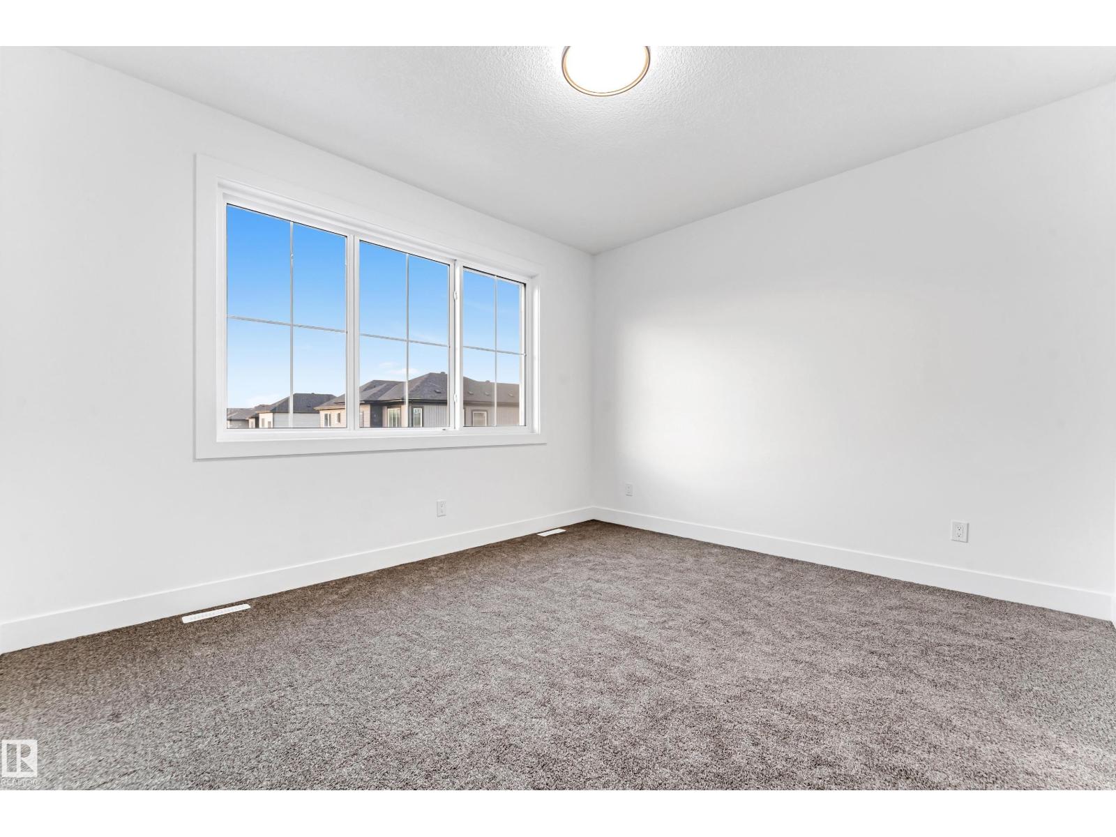 Photo 41 of 4731 168 Av Nw, Edmonton AB