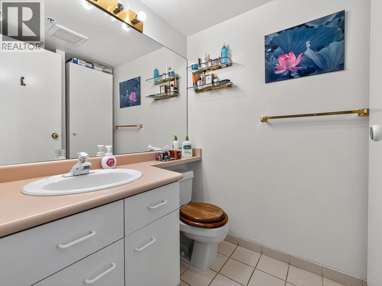 Photo 15 of 707 1180 Pinetree Way, Coquitlam BC