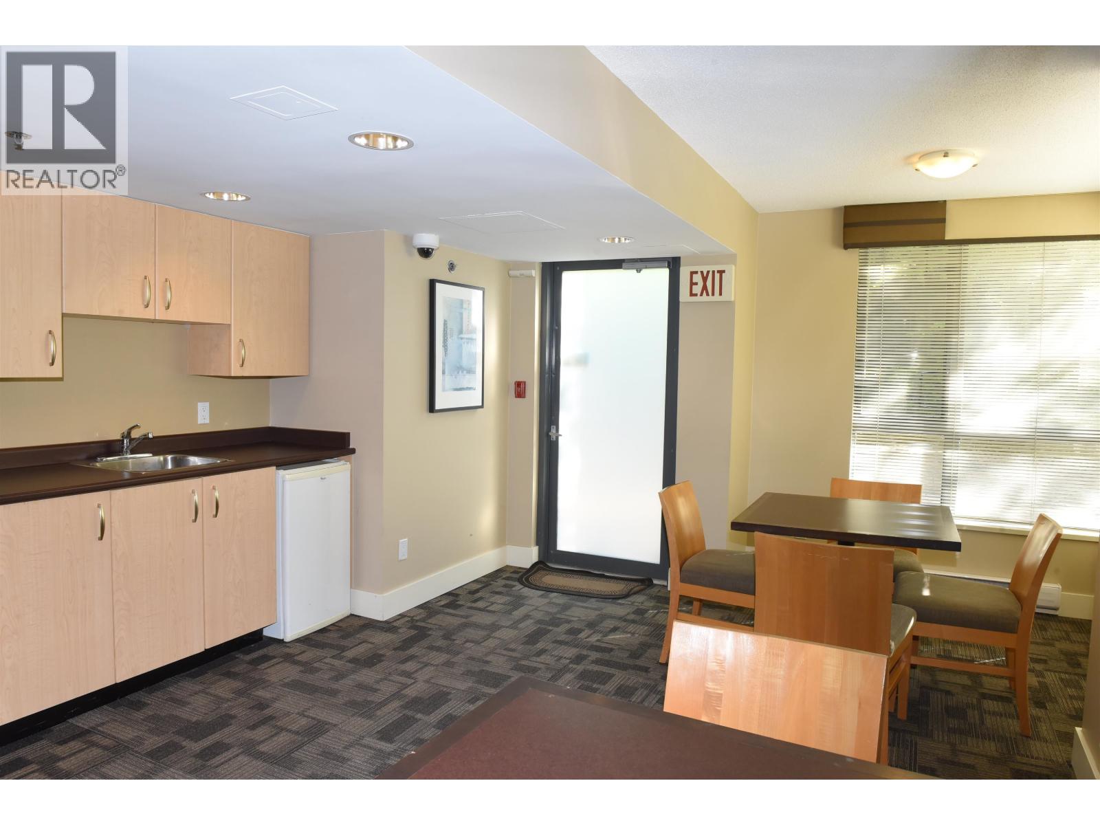 Photo 13 of 512 3588 Crowley Drive, Vancouver BC