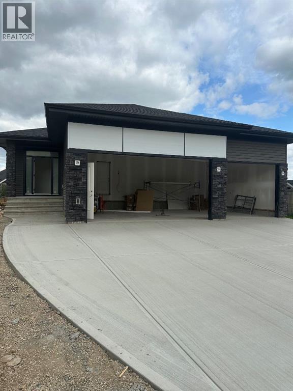 Photo 2 of 120 Beaconview Place, Fort Mcmurray AB