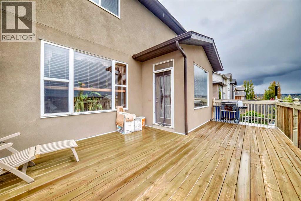 Photo 17 of 137 Pantego Road Nw, Calgary AB