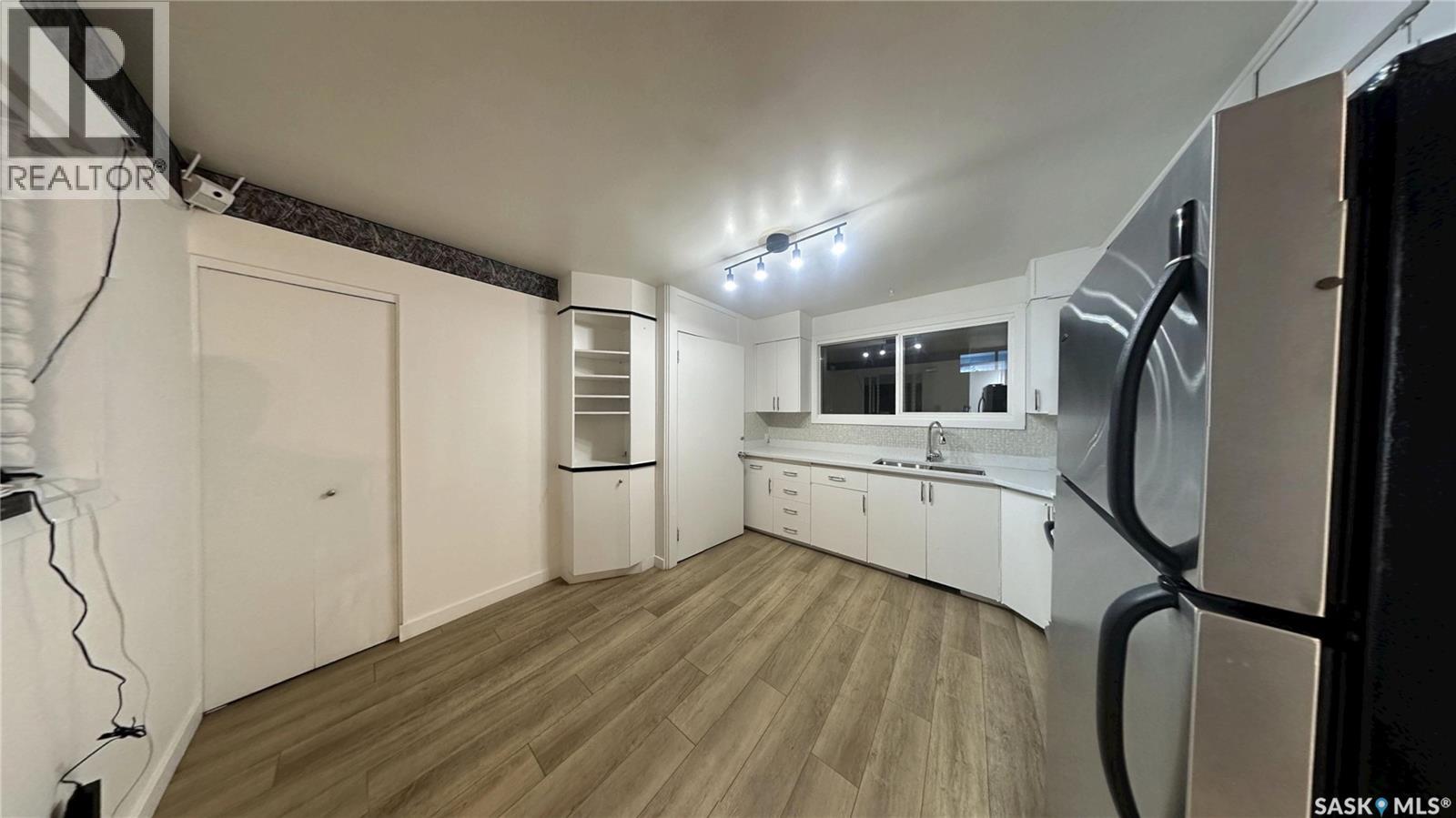 Photo 6 of 41 Cartier Crescent, Saskatoon SK