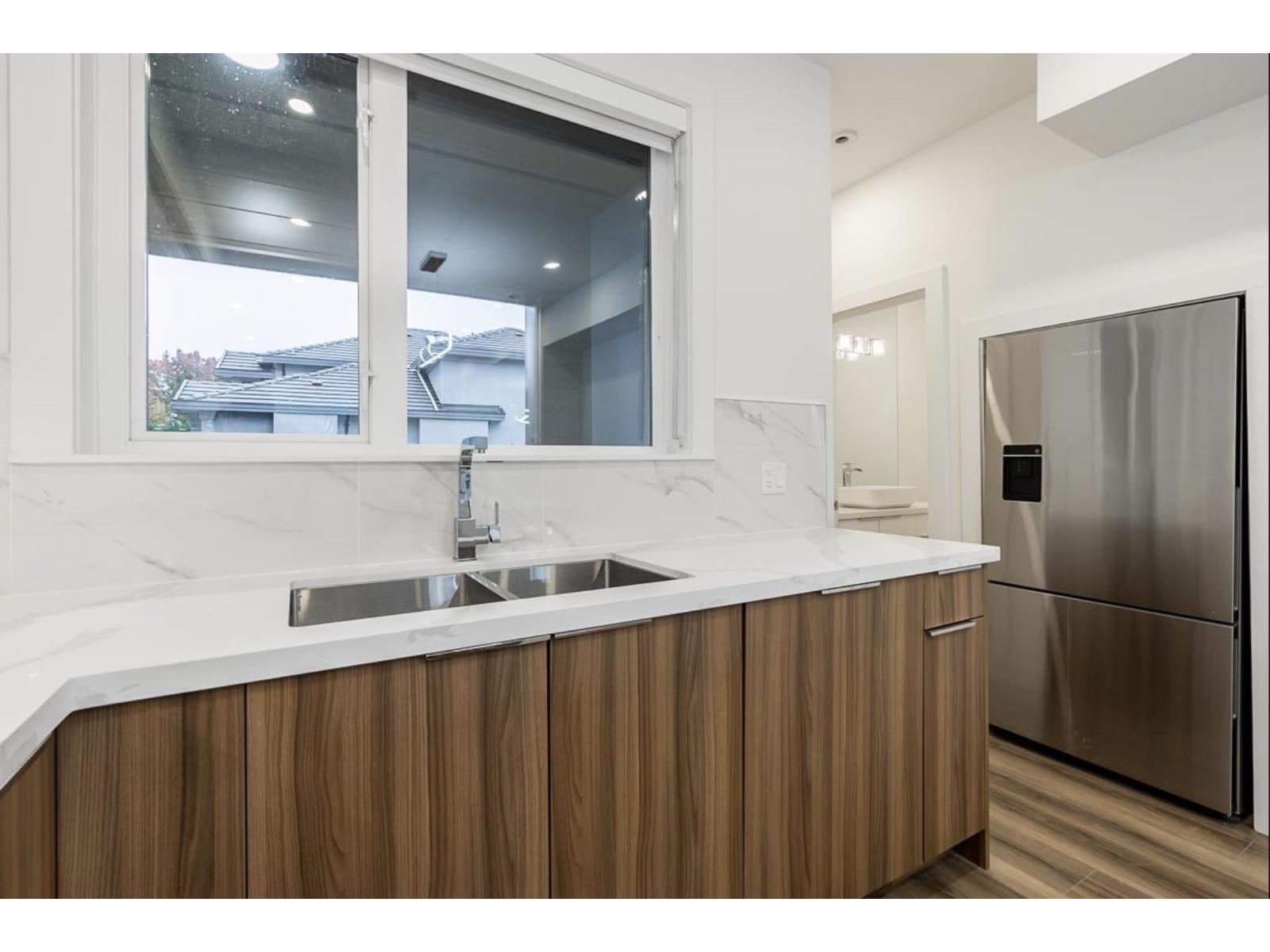 Photo 12 of 9 5858 132 Street, Surrey BC