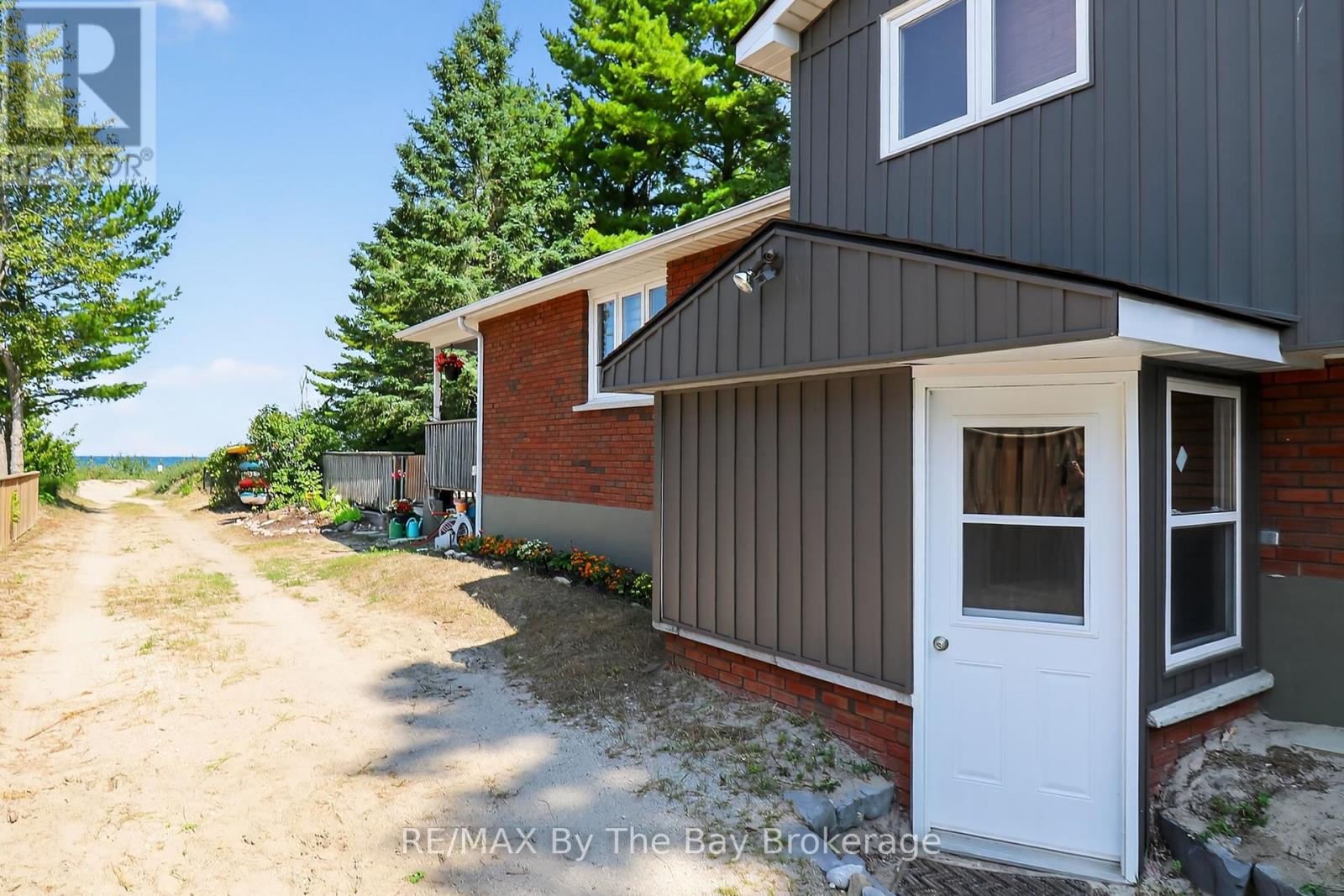 Photo 37 of 342 Coastline Drive, Wasaga Beach ON