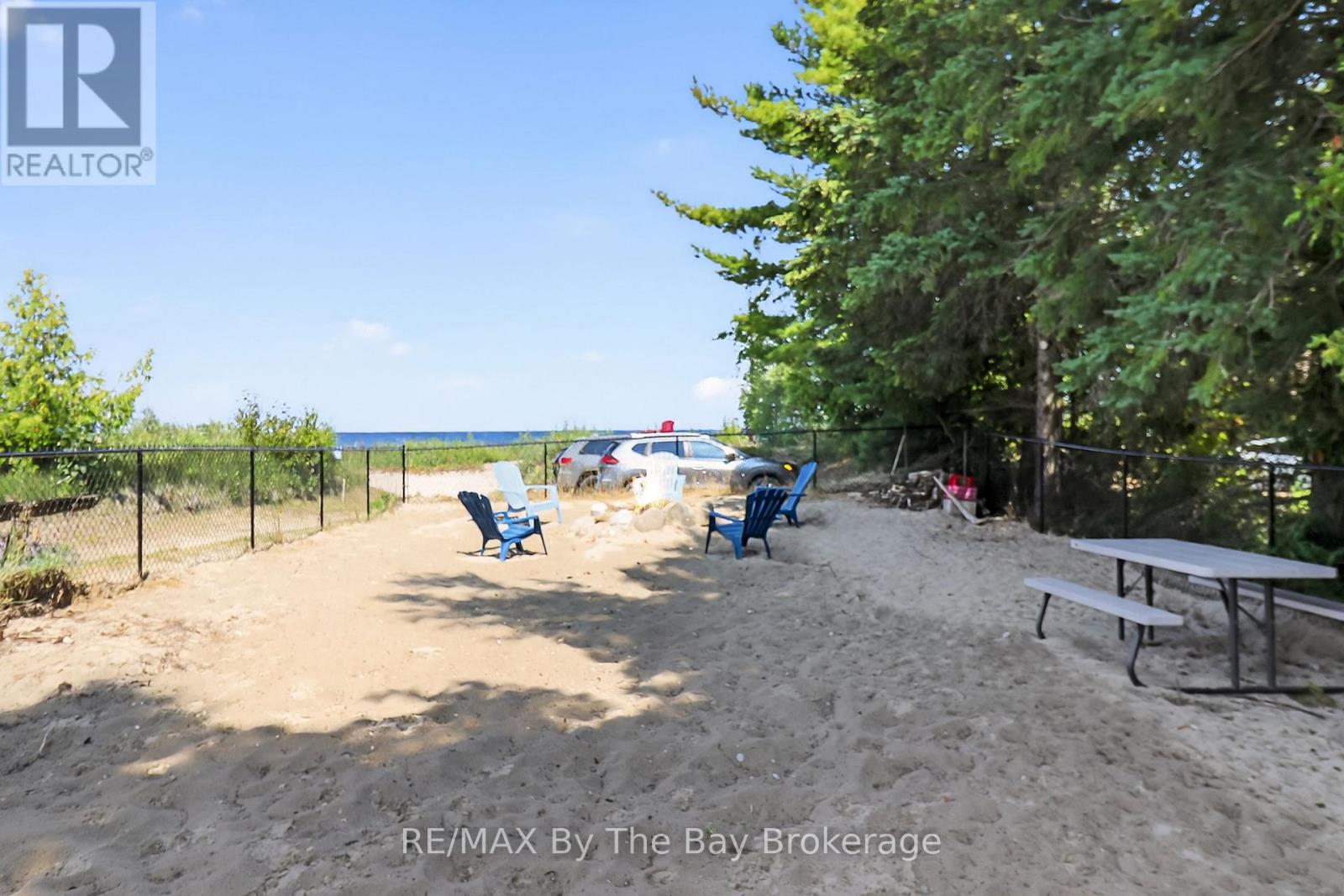 Photo 10 of 342 Coastline Drive, Wasaga Beach ON