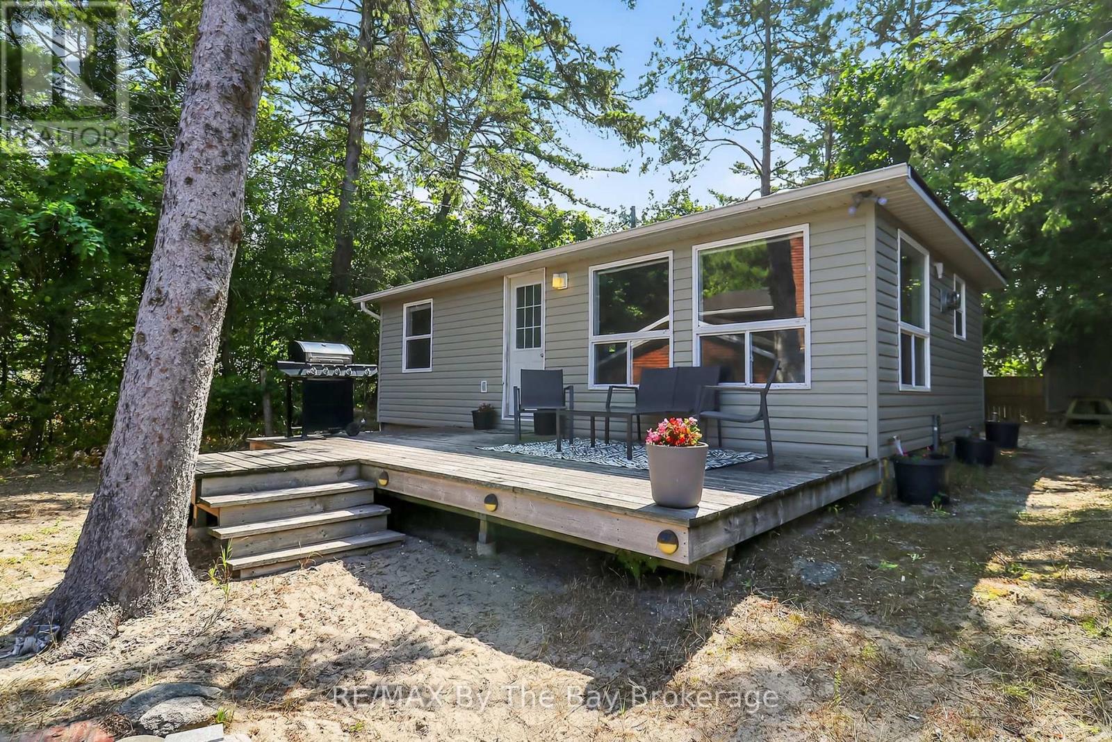 Photo 5 of 342 Coastline Drive, Wasaga Beach ON