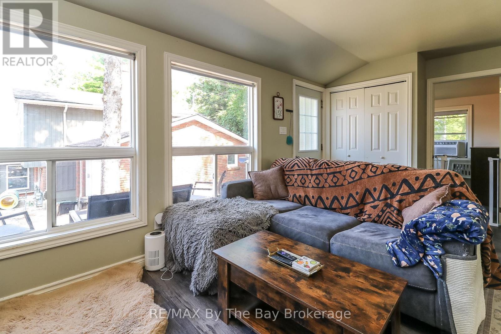 Photo 32 of 342 Coastline Drive, Wasaga Beach ON