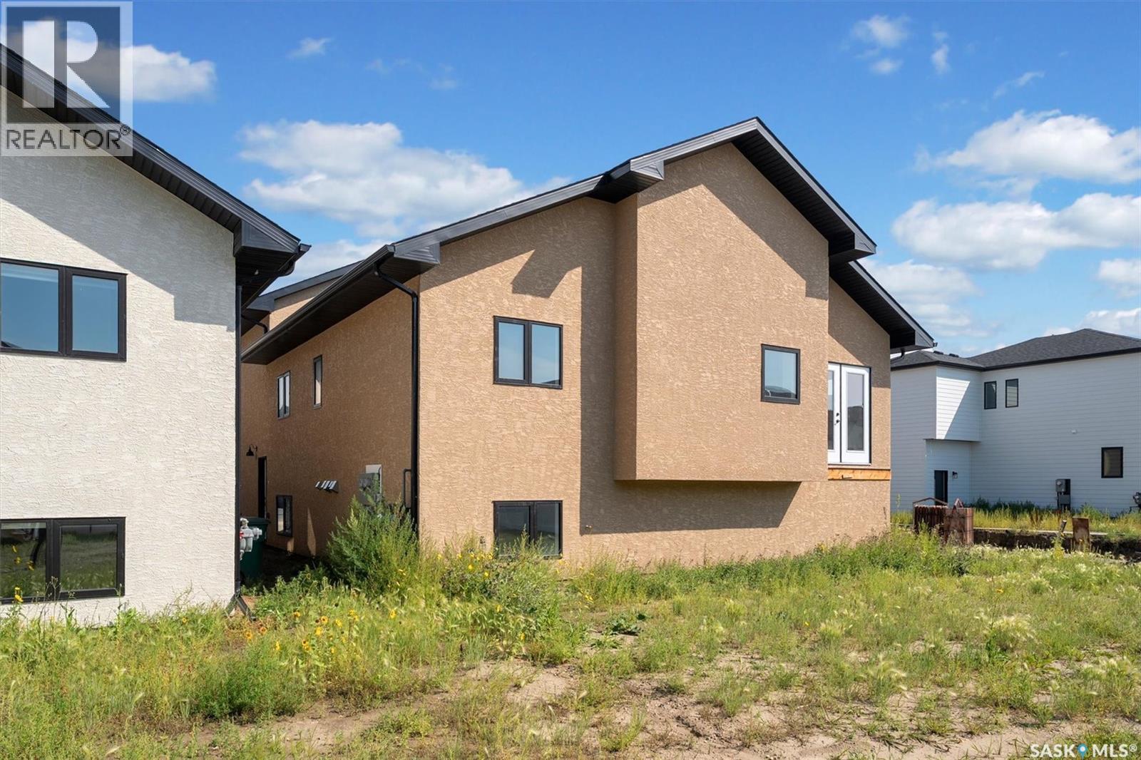 Photo 48 of 206 Flynn Bend, Saskatoon SK