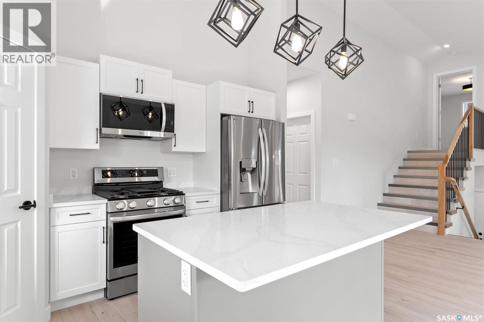 Photo 6 of 206 Flynn Bend, Saskatoon SK