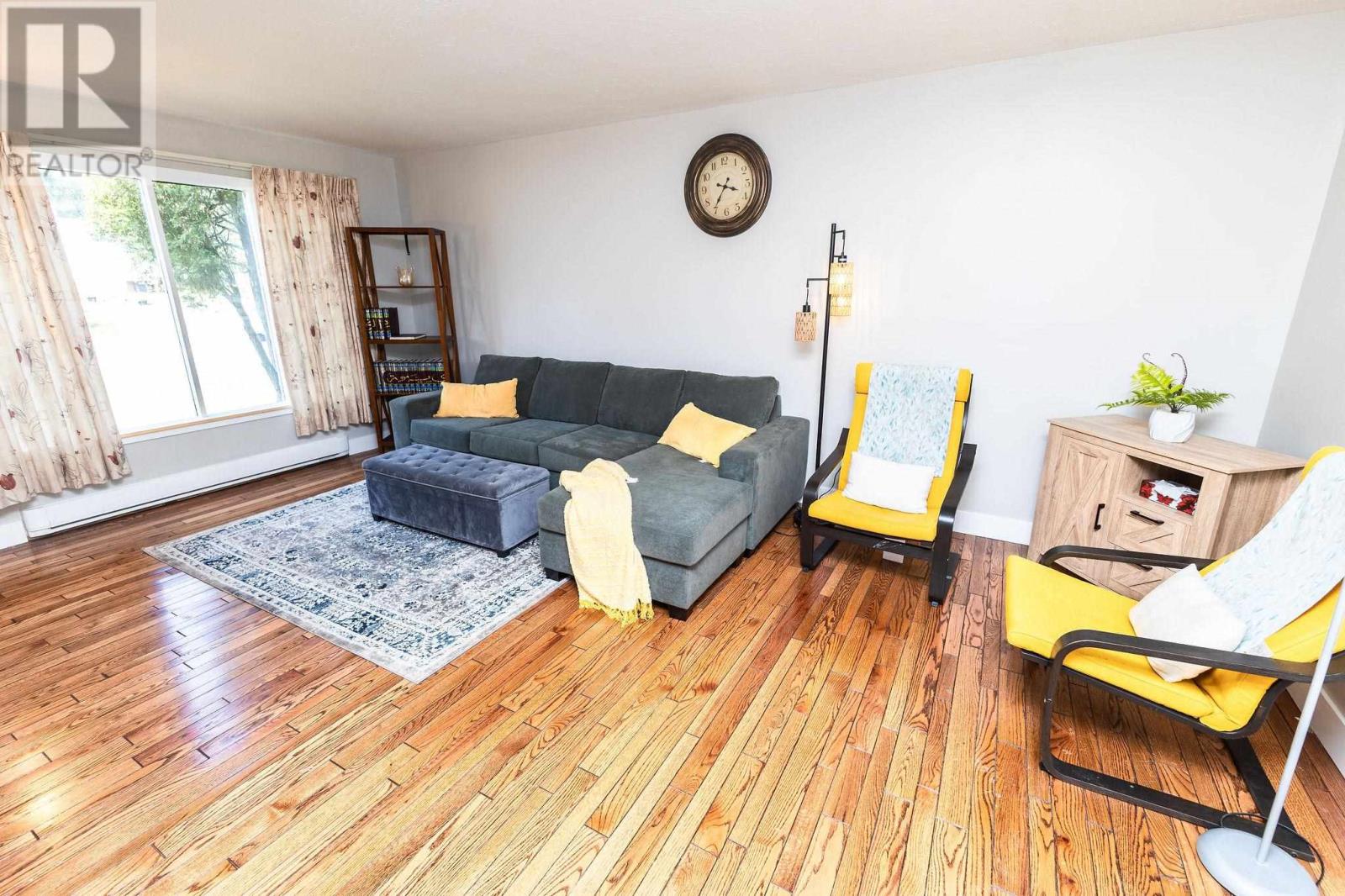 Photo 4 of 51 Pelican Dr, Sault Ste Marie ON