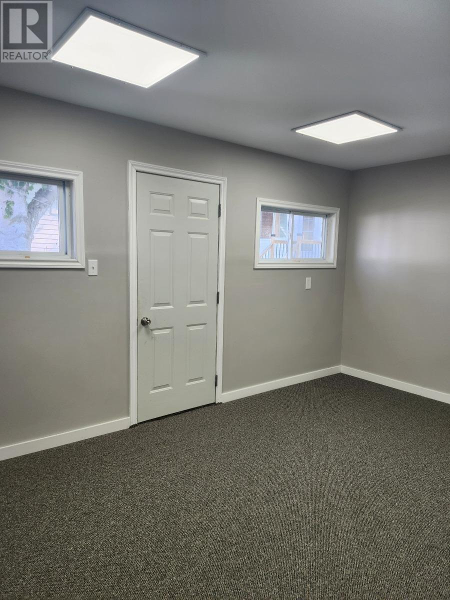 Photo 30 of 51 Pelican Dr, Sault Ste Marie ON