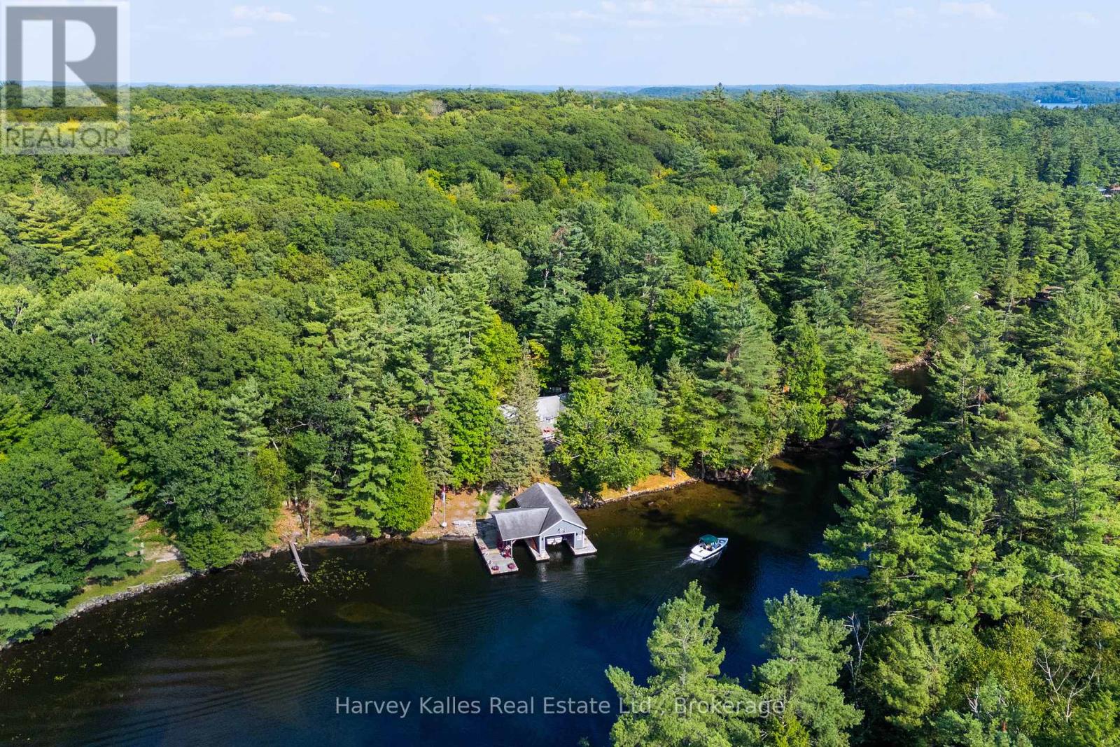 Photo 31 of 6 1205 Joe River Road, Muskoka Lakes ON