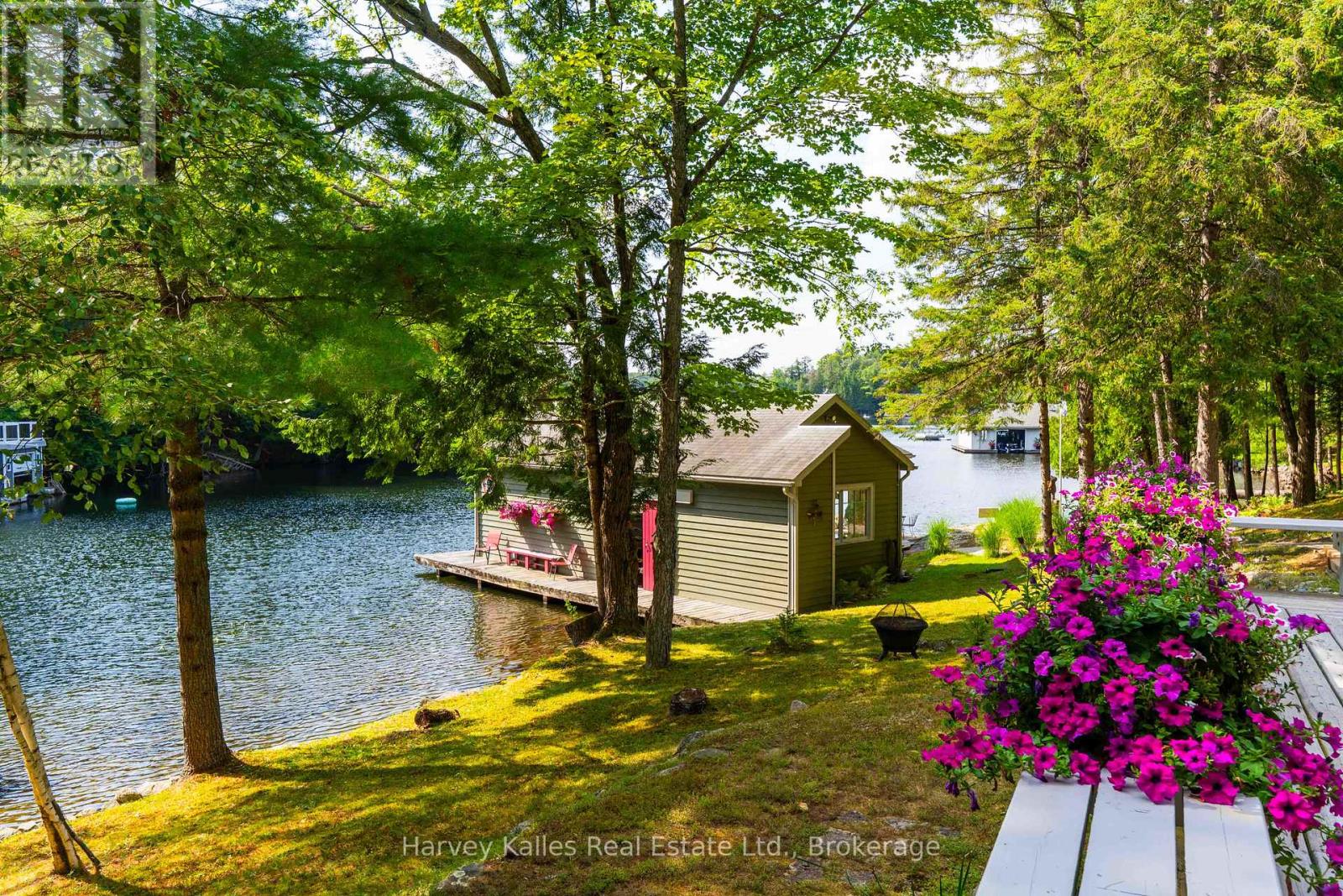 Photo 23 of 6 1205 Joe River Road, Muskoka Lakes ON
