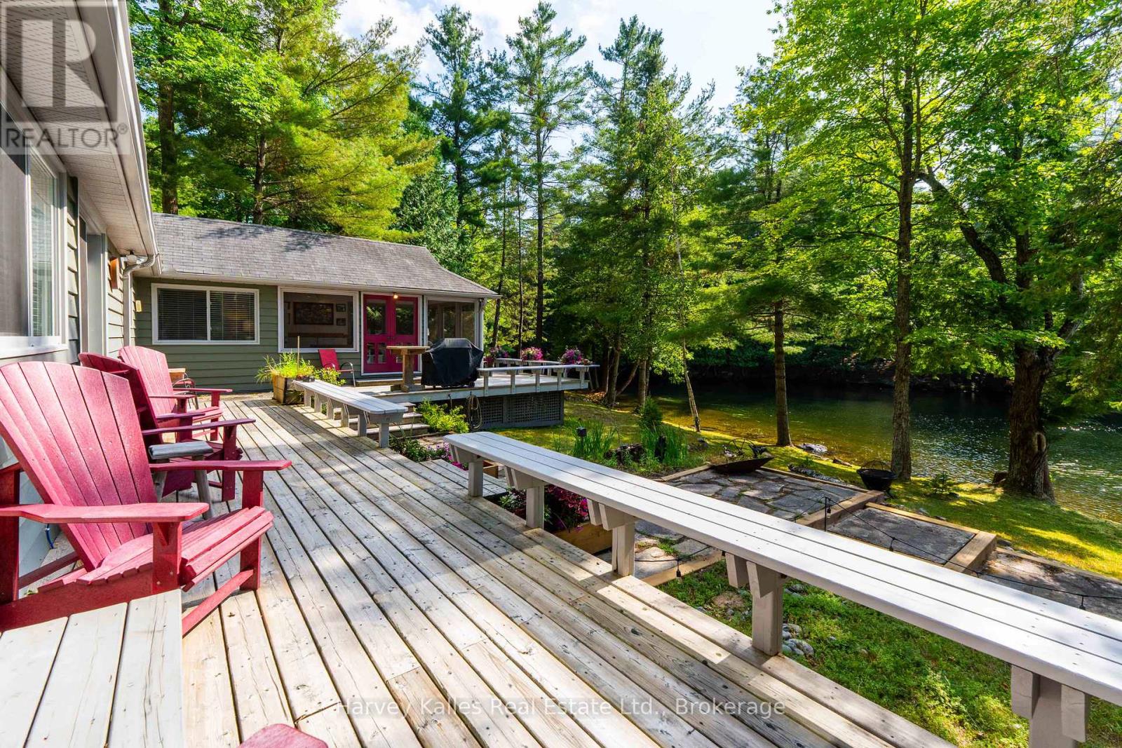 Photo 46 of 6 1205 Joe River Road, Muskoka Lakes ON