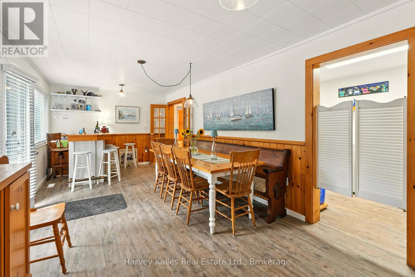 Photo 43 of 6 1205 Joe River Road, Muskoka Lakes ON