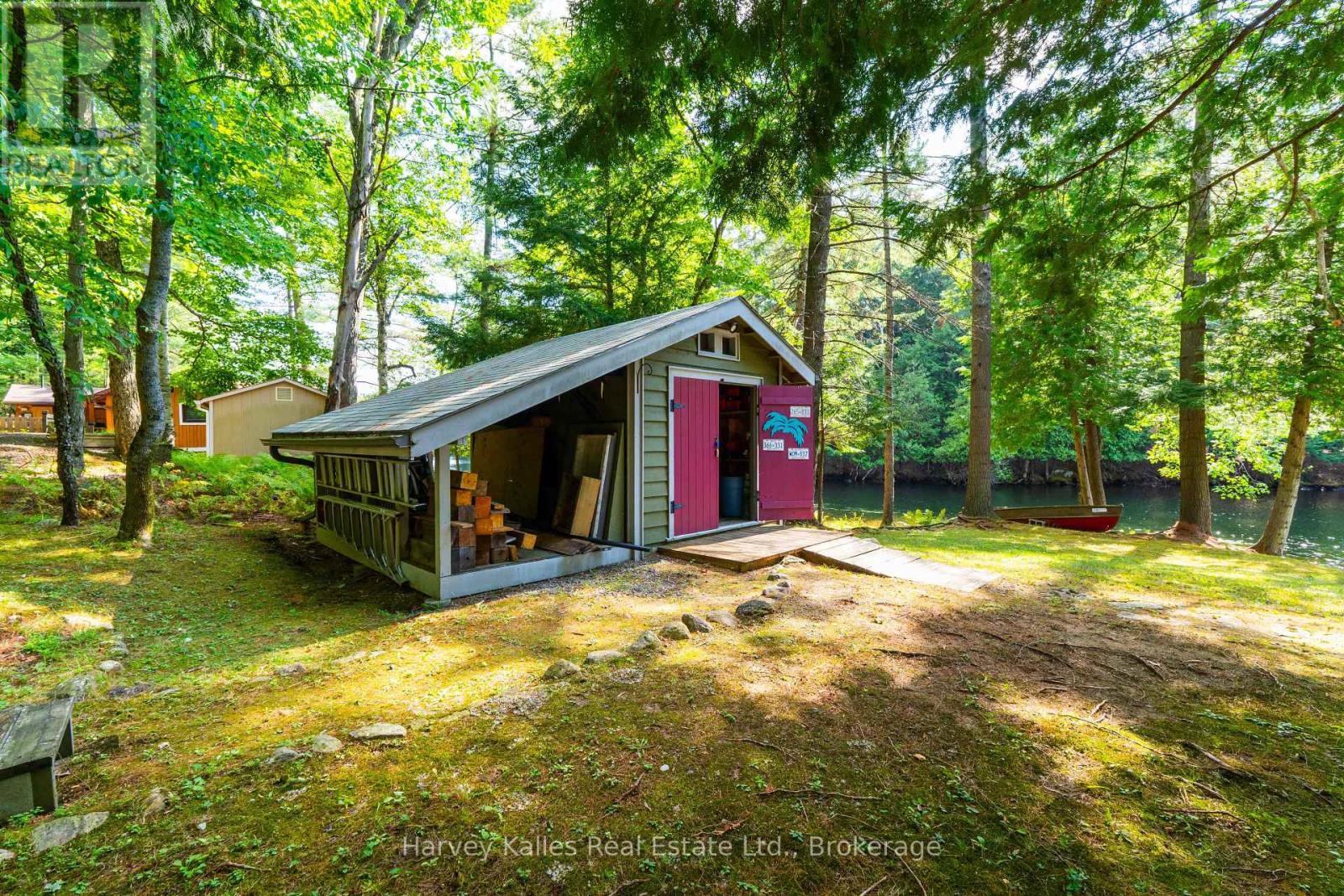 Photo 18 of 6 1205 Joe River Road, Muskoka Lakes ON