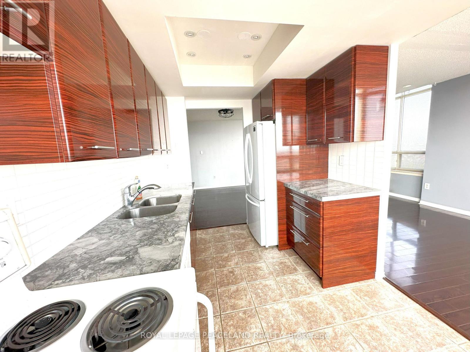 Photo 15 of Ph 29 3 Greystone Walk Drive, Toronto ON