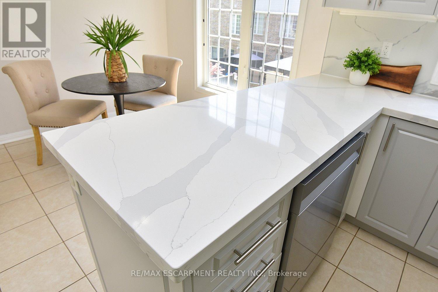Photo 26 of 45 Ohara Lane, Hamilton ON