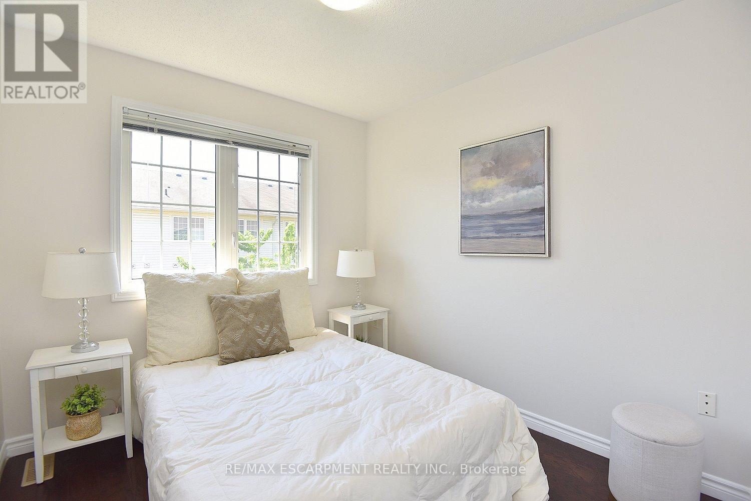 Photo 9 of 45 Ohara Lane, Hamilton ON
