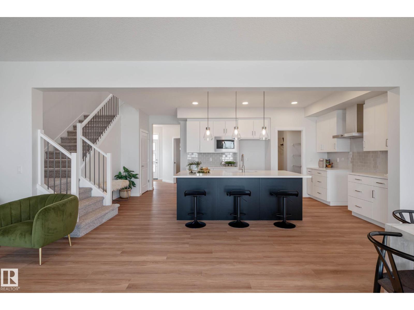 Photo 2 of 303 Stiles Wy, Leduc AB