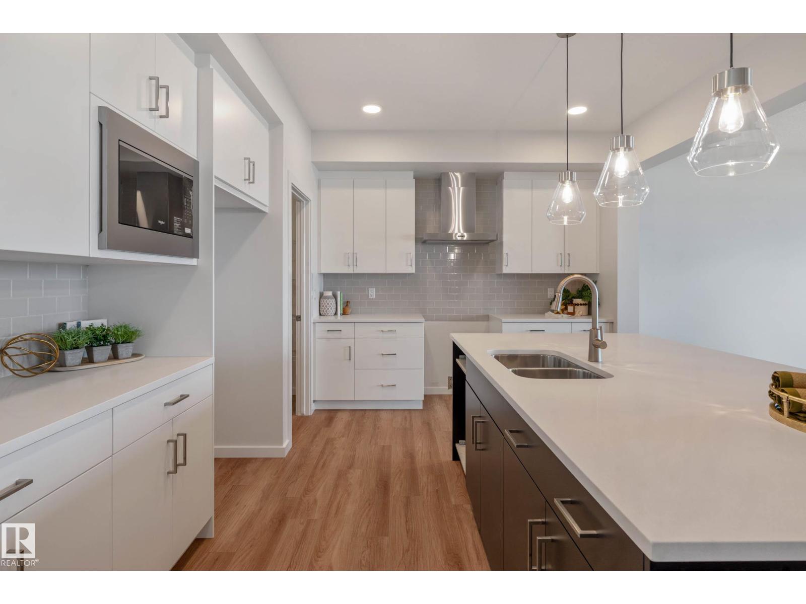 Photo 5 of 303 Stiles Wy, Leduc AB