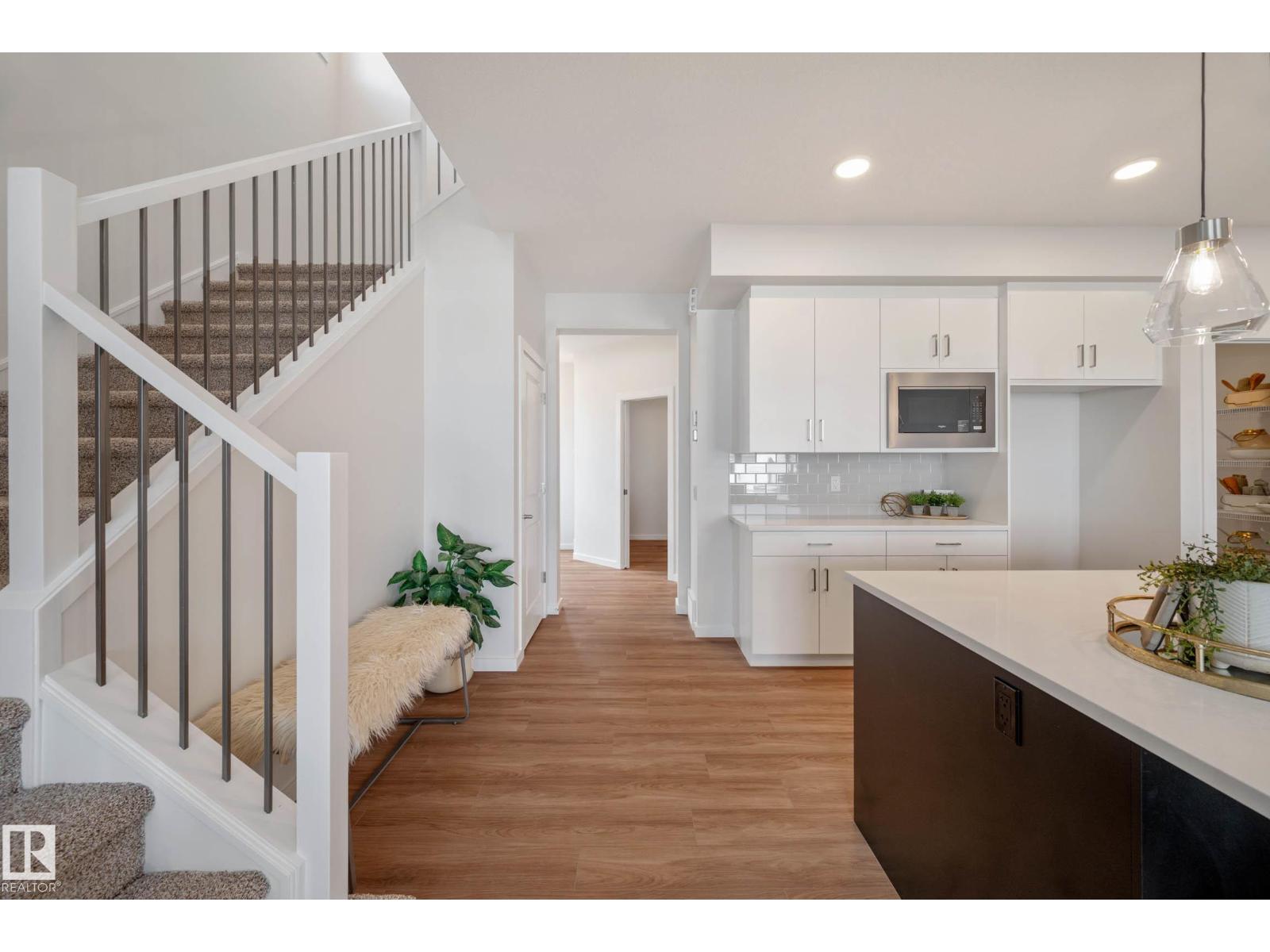 Photo 18 of 303 Stiles Wy, Leduc AB
