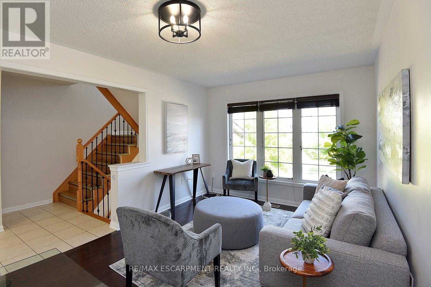 Photo 12 of 45 Ohara Lane, Hamilton ON