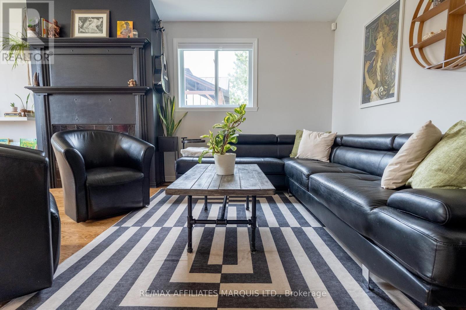Photo 8 of 1161 Kirkman Court, Cornwall ON