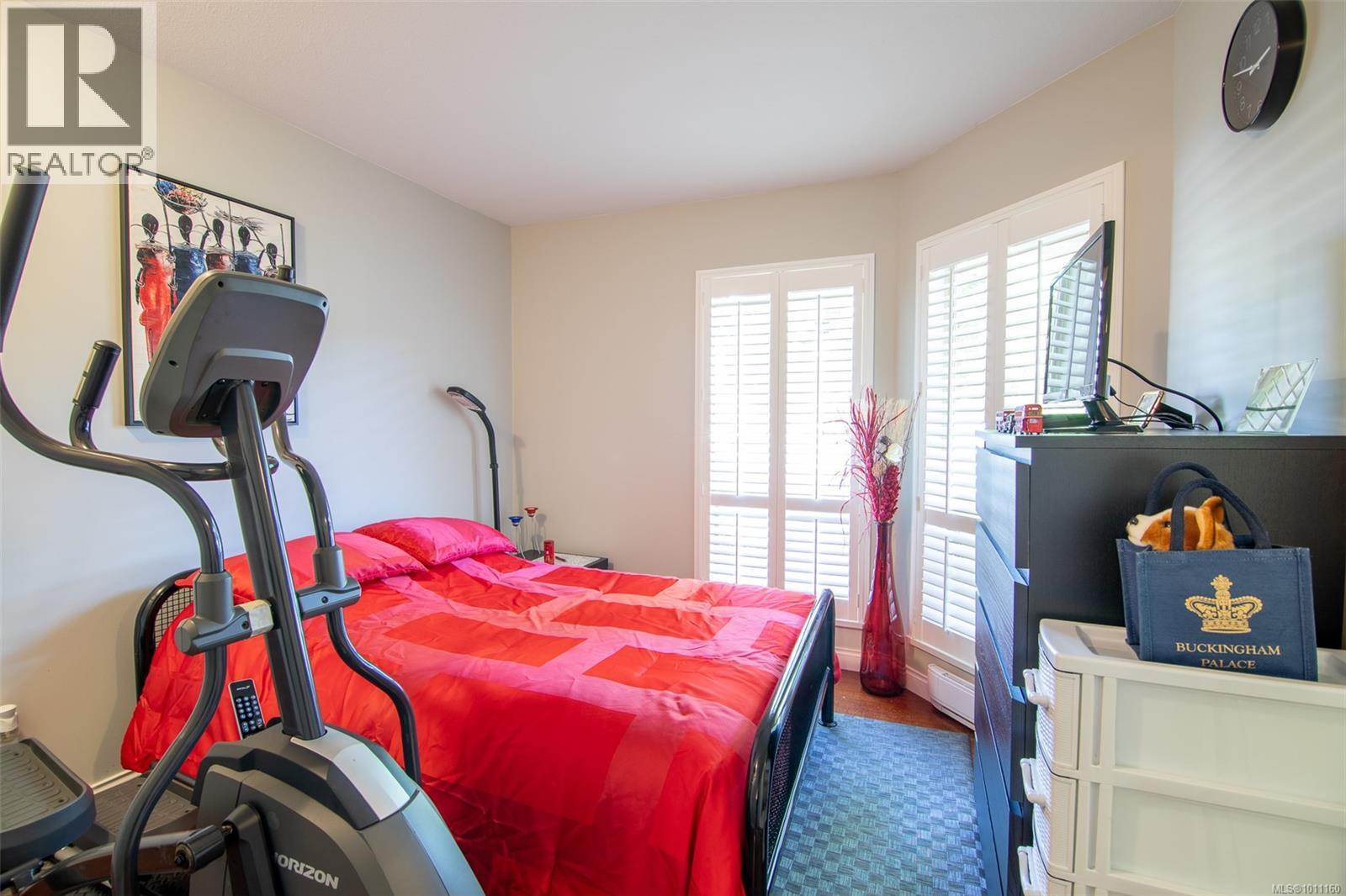 Photo 6 of 20 310 Pym St N, Parksville BC