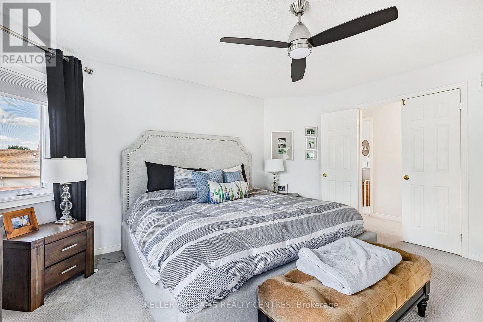 Photo 27 of 107 Rhodes Circle, Newmarket ON