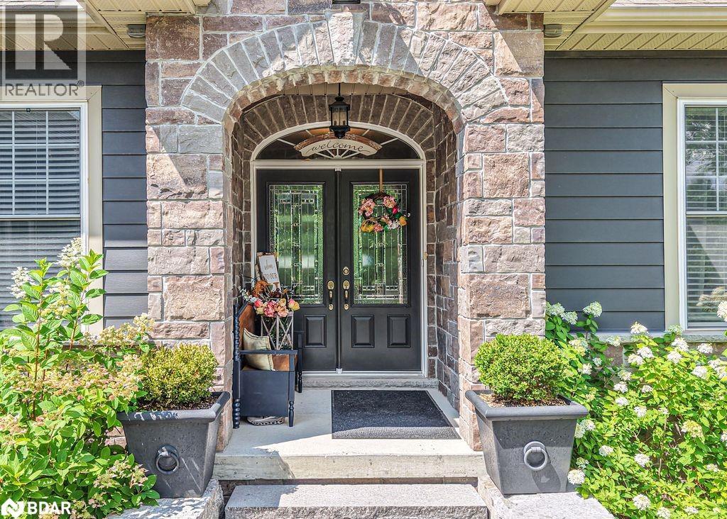 Photo 2 of 2117 Elana Drive, Orillia ON