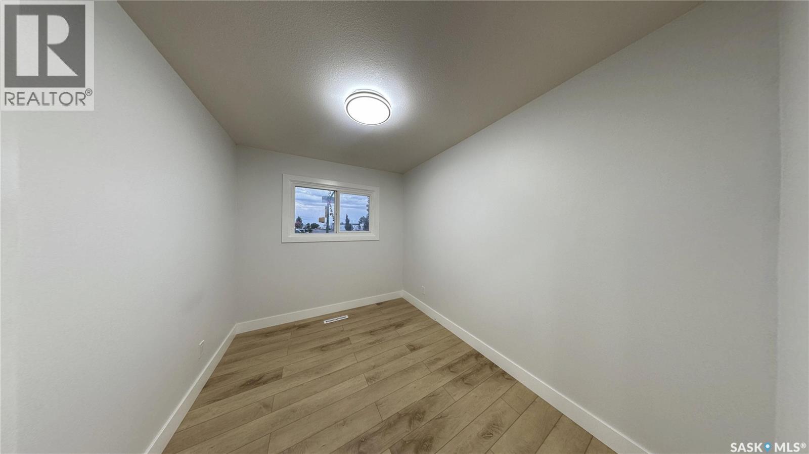Photo 1 of 214 Central Avenue, Saskatoon SK