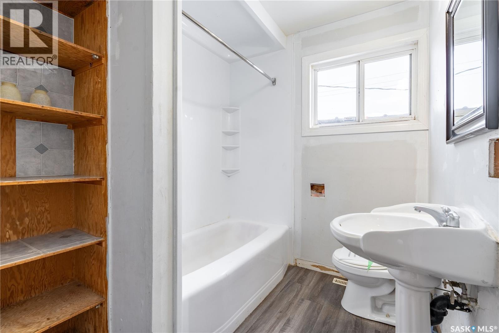 Photo 1 of 2071 Connaught Street, Regina SK