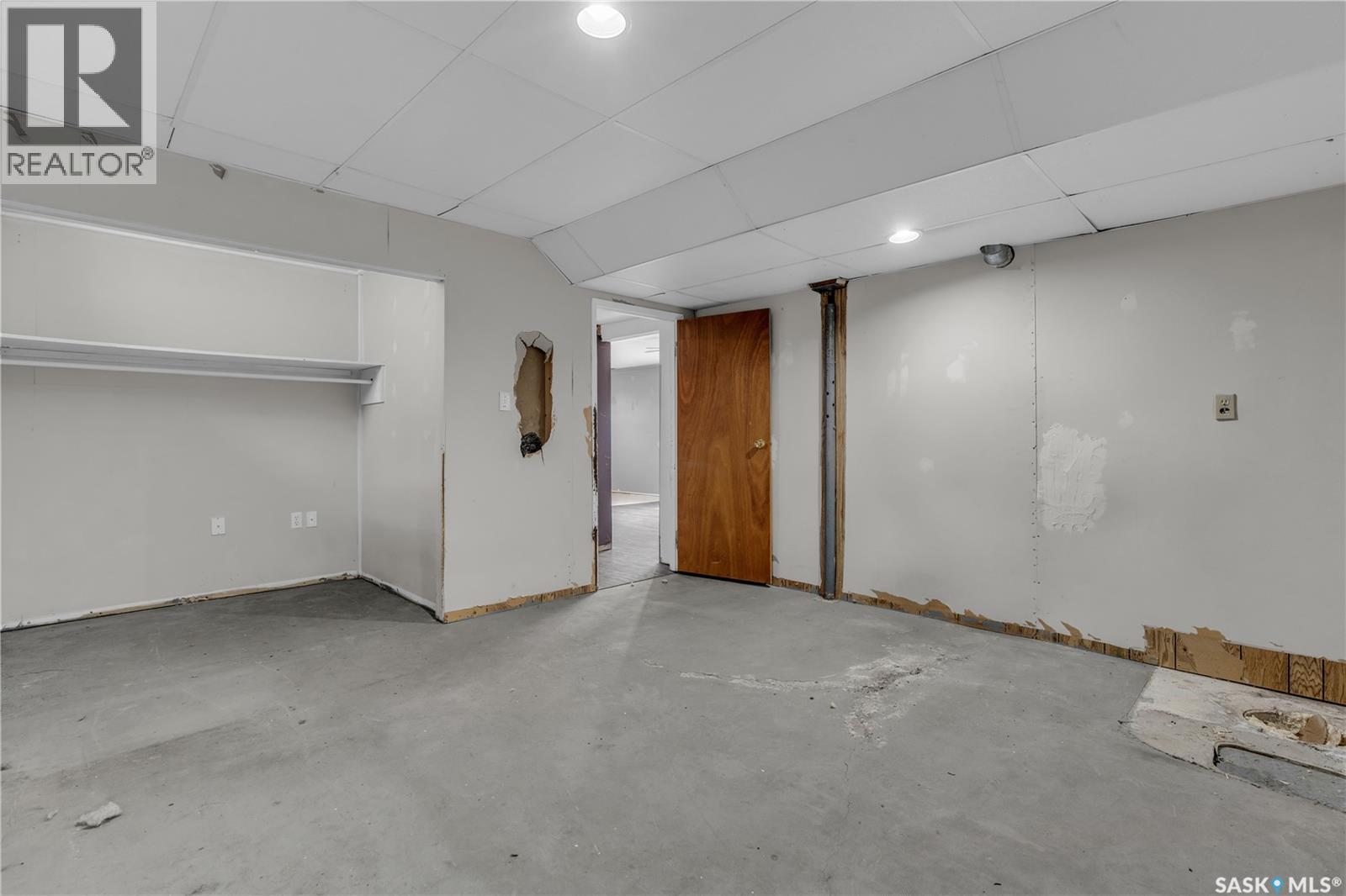 Photo 7 of 2071 Connaught Street, Regina SK