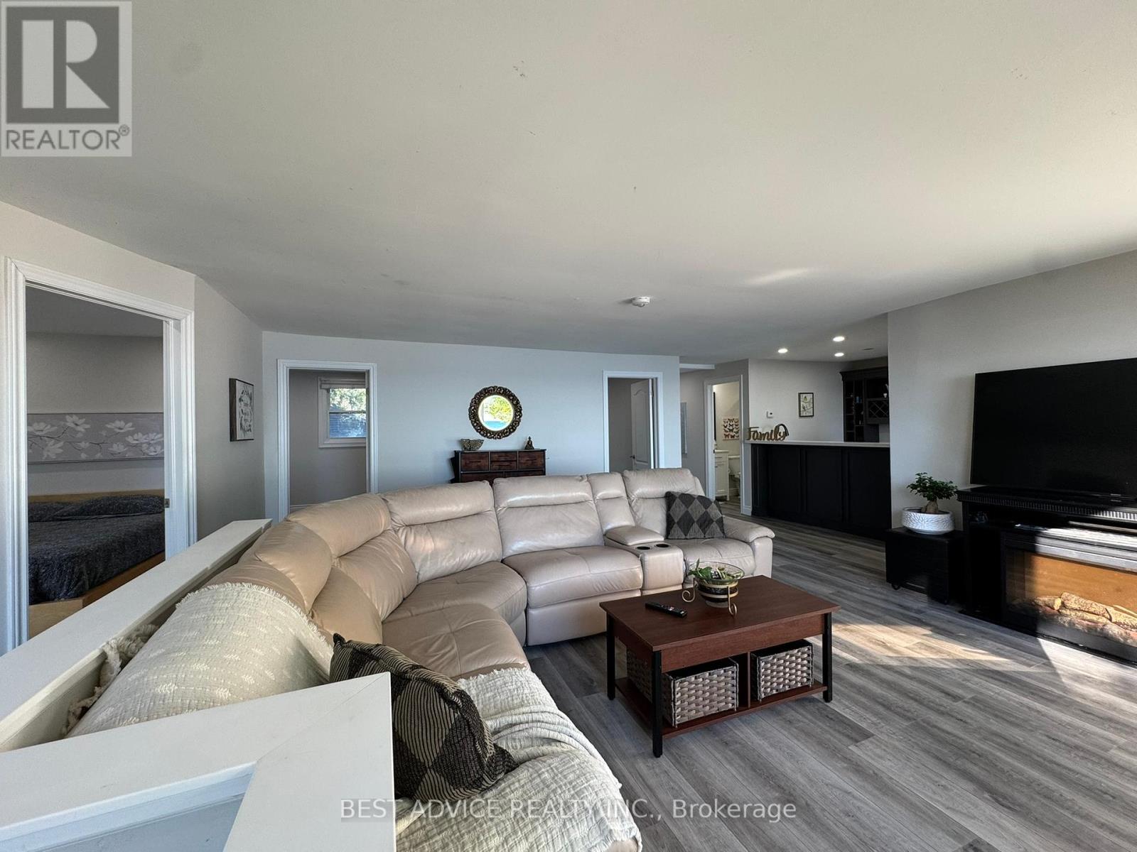 Photo 15 of 3794 Muley Point Lane, Ramara ON