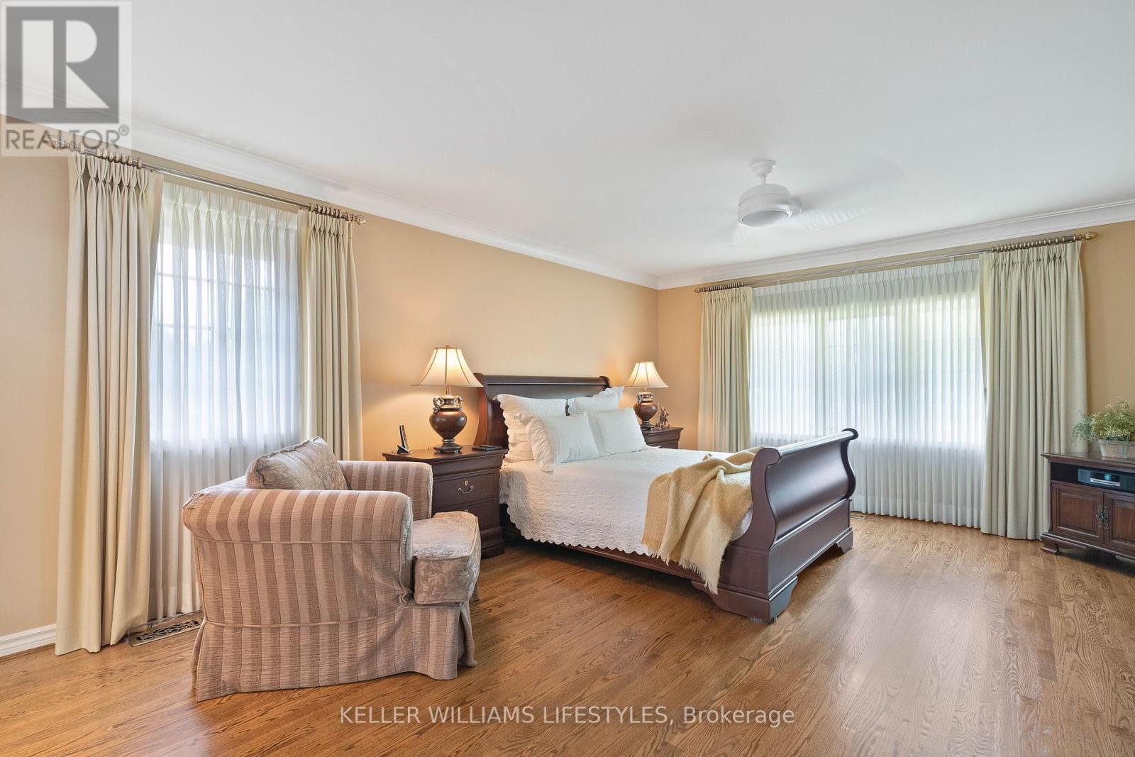 Photo 23 of 95 Highland Woods Court, London South ON