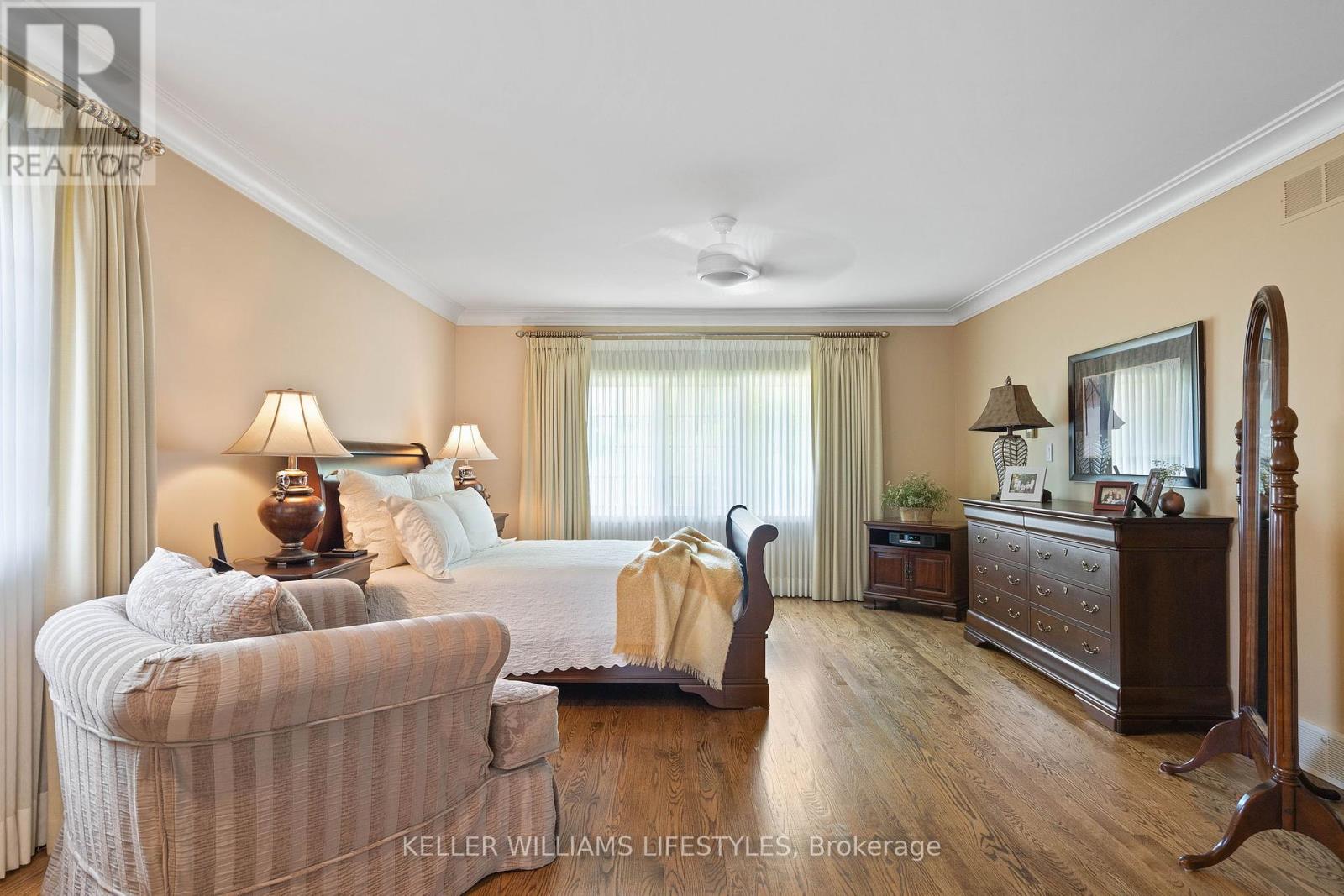 Photo 24 of 95 Highland Woods Court, London South ON