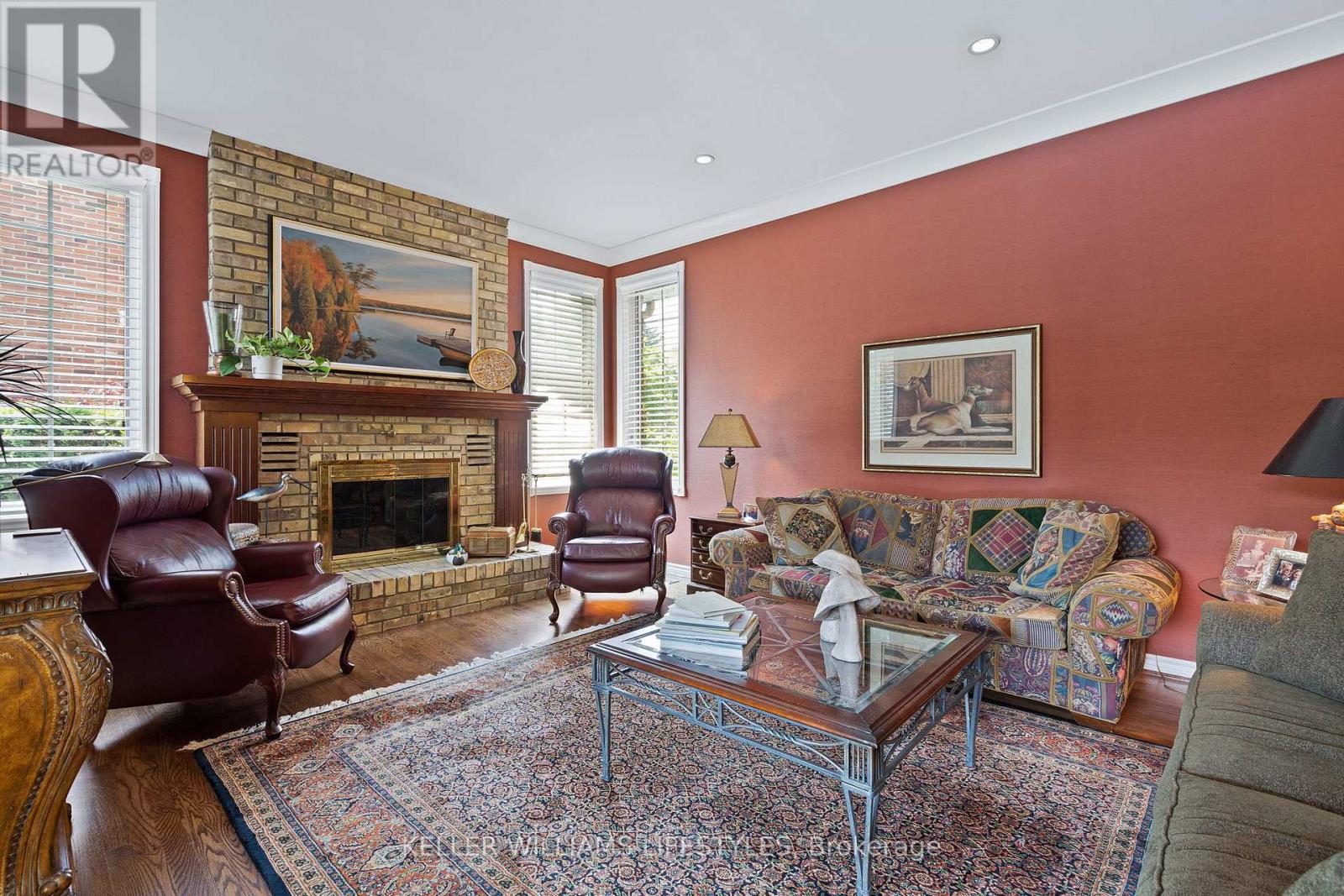Photo 9 of 95 Highland Woods Court, London South ON