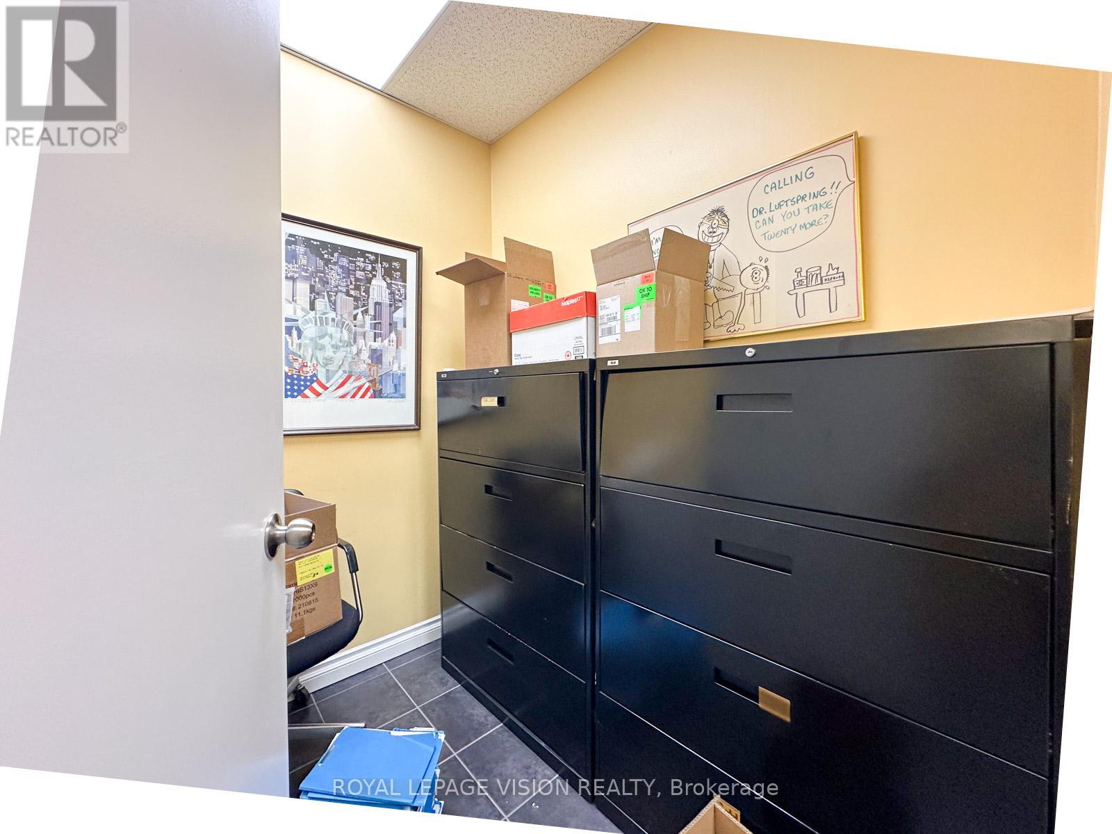 Photo 25 of 1 2085 Weston Road, Toronto ON