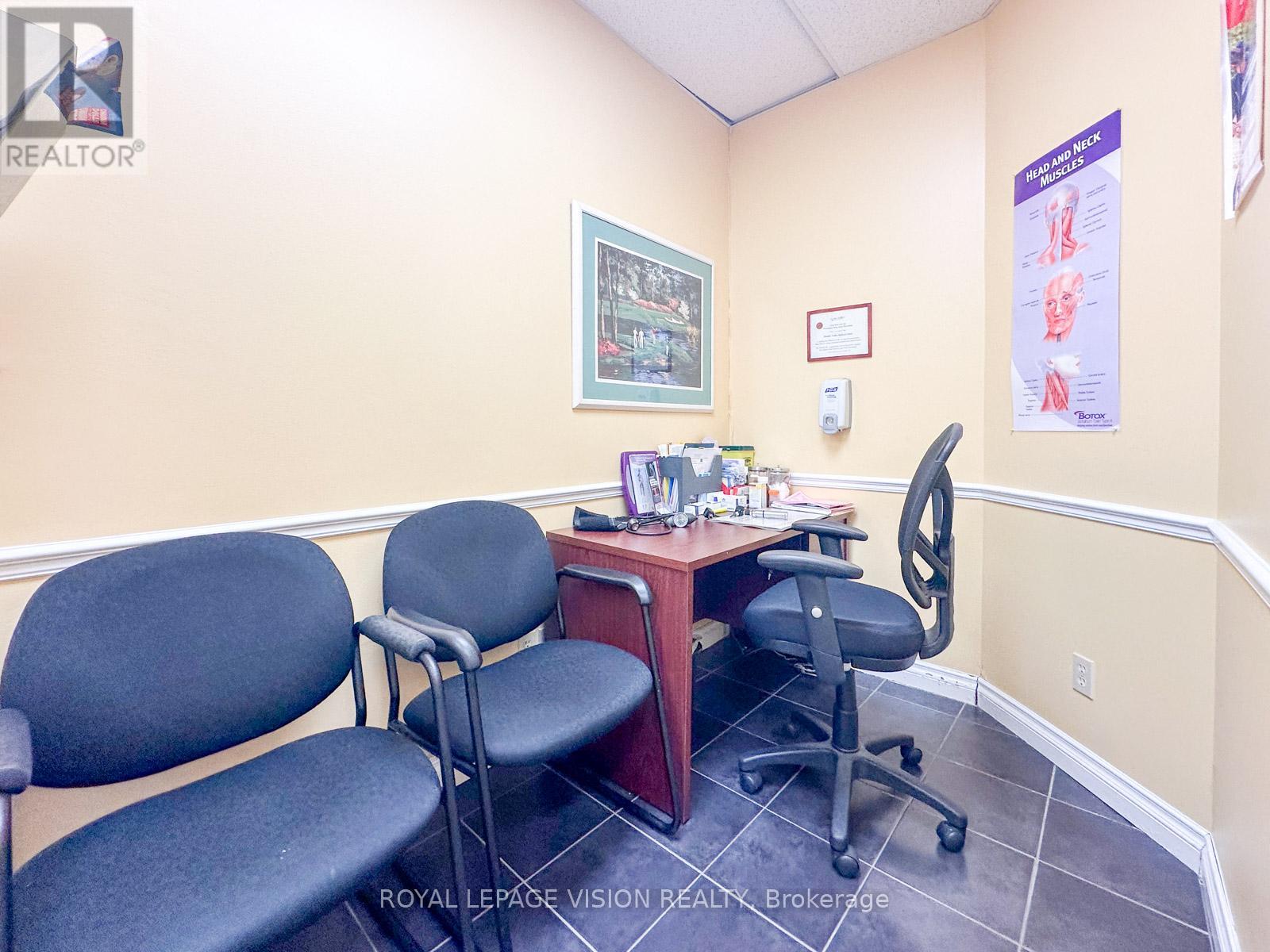 Photo 9 of 1 2085 Weston Road, Toronto ON