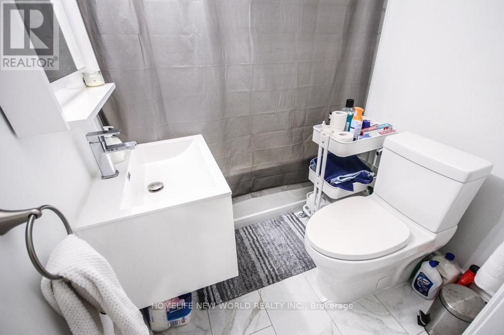 Photo 14 of Lower 679 Gladstone Avenue, Toronto ON