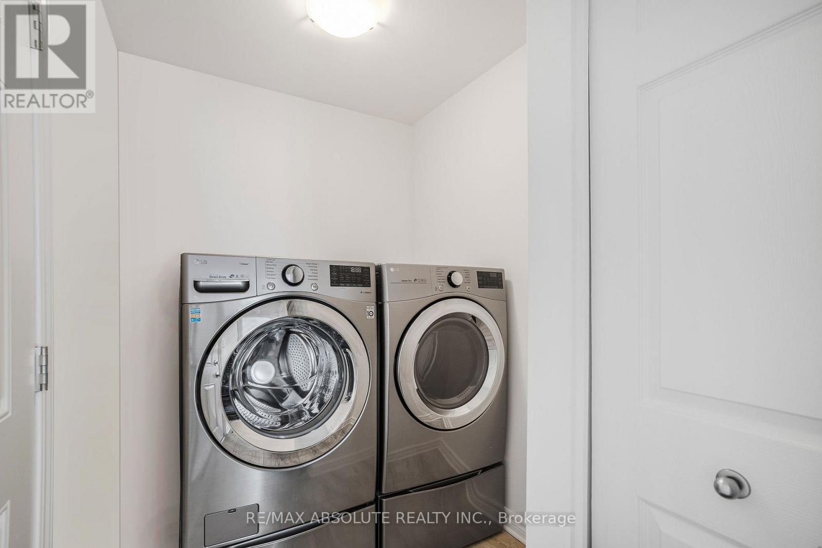 Photo 19 of 625 Robert Street, Clarencerockland ON