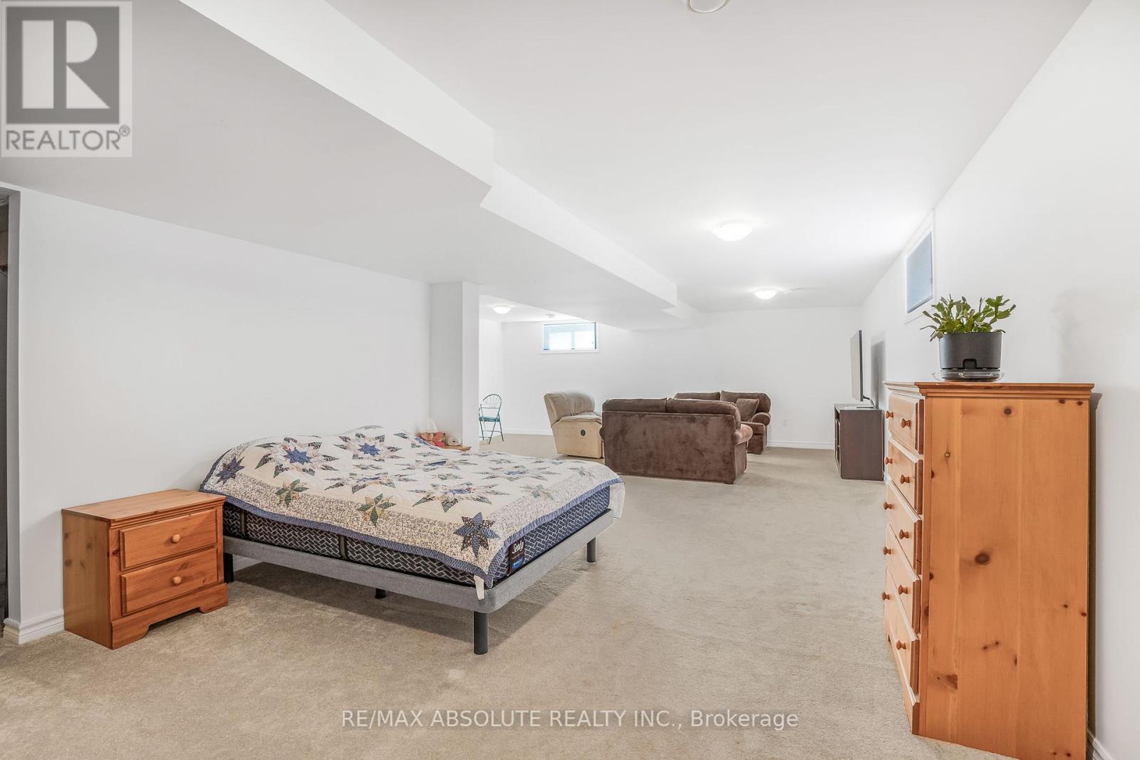 Photo 22 of 625 Robert Street, Clarencerockland ON