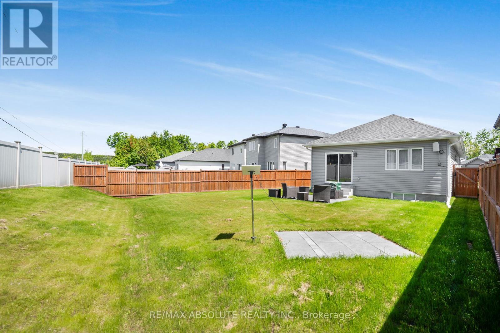 Photo 25 of 625 Robert Street, Clarencerockland ON