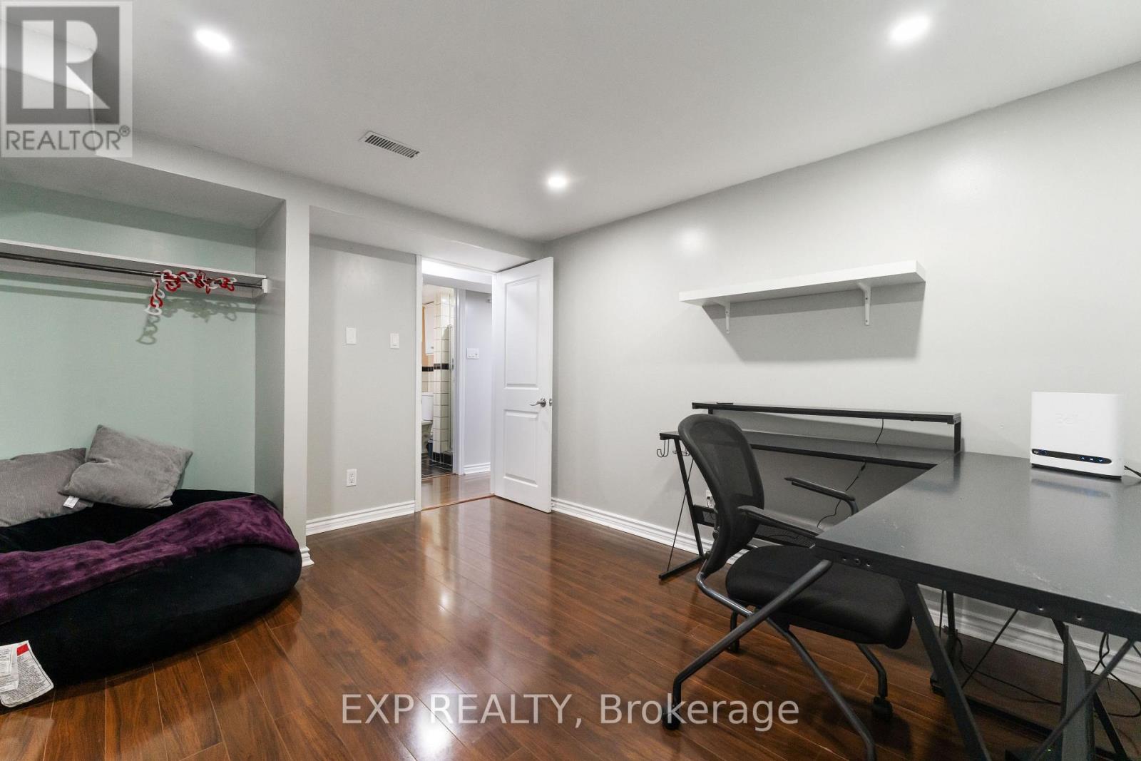 Photo 11 of 1762 Sunview Drive, Ottawa ON