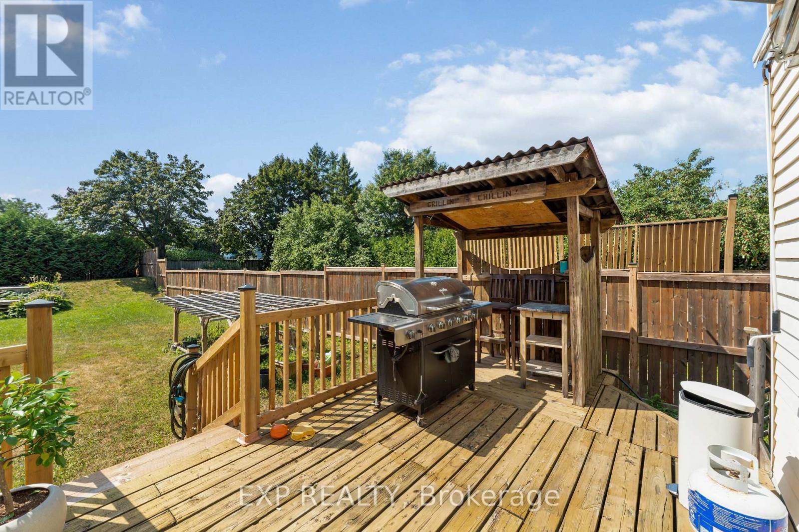 Photo 5 of 1762 Sunview Drive, Ottawa ON