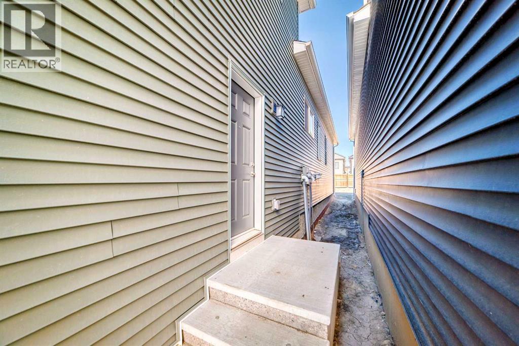 Single Family House 3 Level for Sale in  Homestead Grove NE Homestead Calgary 