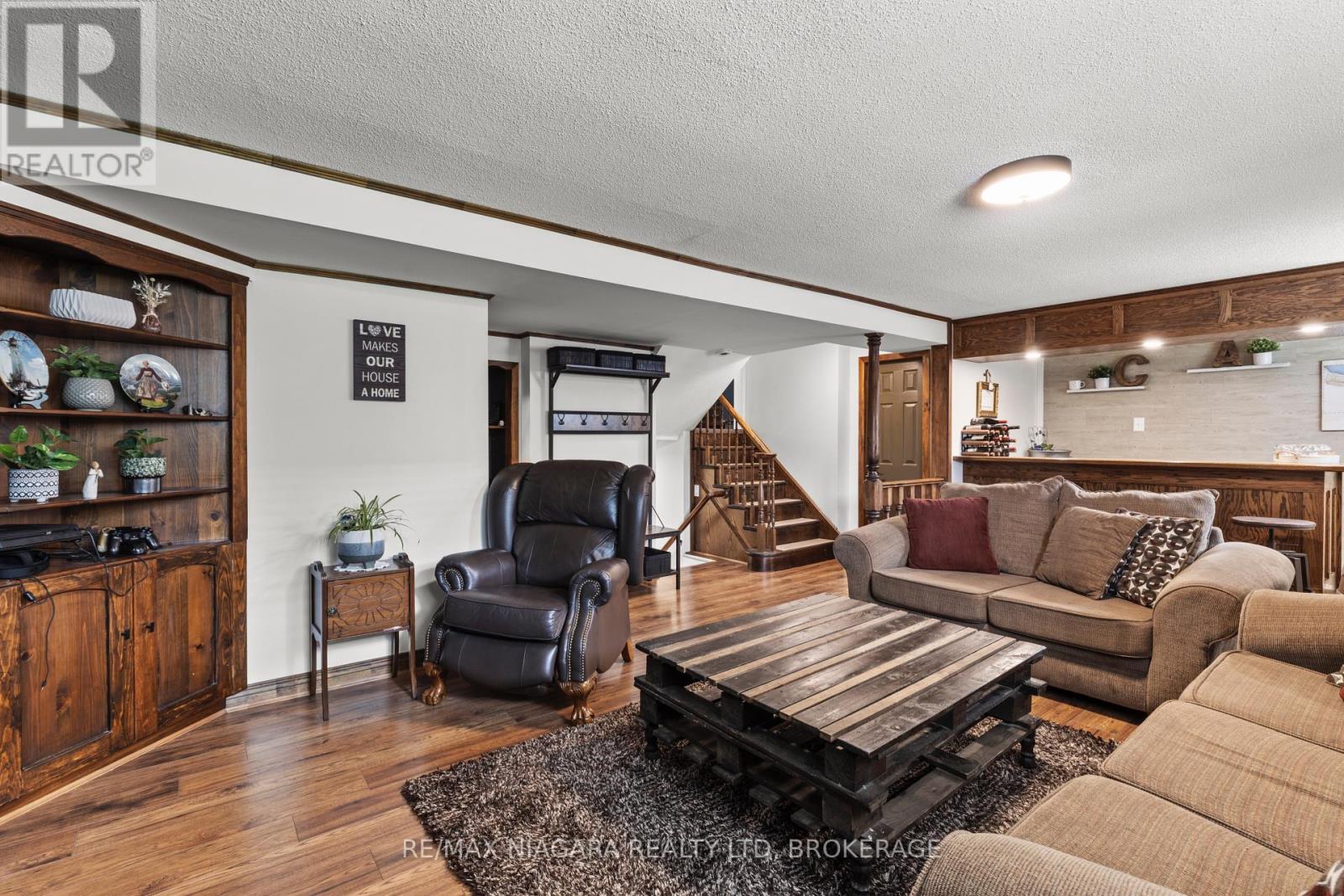 Photo 20 of 20 Centennial Drive, St Catharines ON