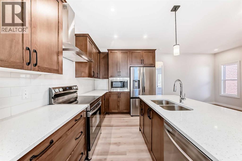 Single Family House 3 Level for Sale in  Homestead Grove NE Homestead Calgary 